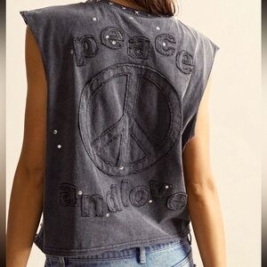 Women's boho Tank Top Gray/black wash Peace Sign NWT sz XL studded